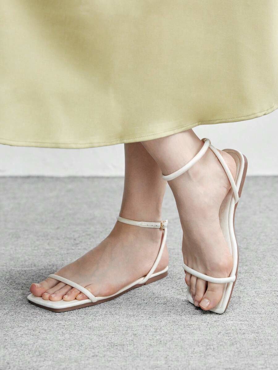 Square Toe Minimalist Strap Flat Sandals For Women