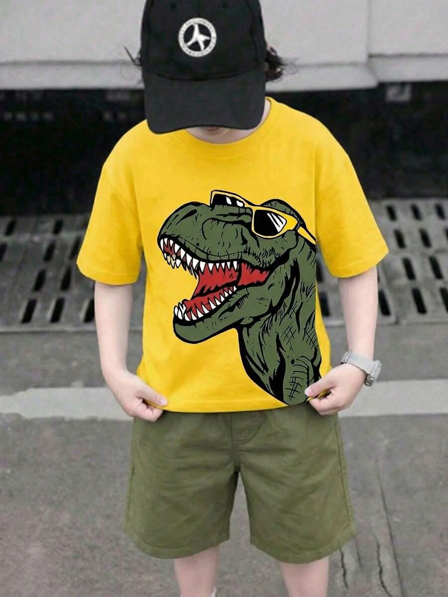 Boys Casual Minimalist Short Sleeve T-Shirt And Shorts 2 Pieces Set, Suitable For Summer, Cartoon Pattern