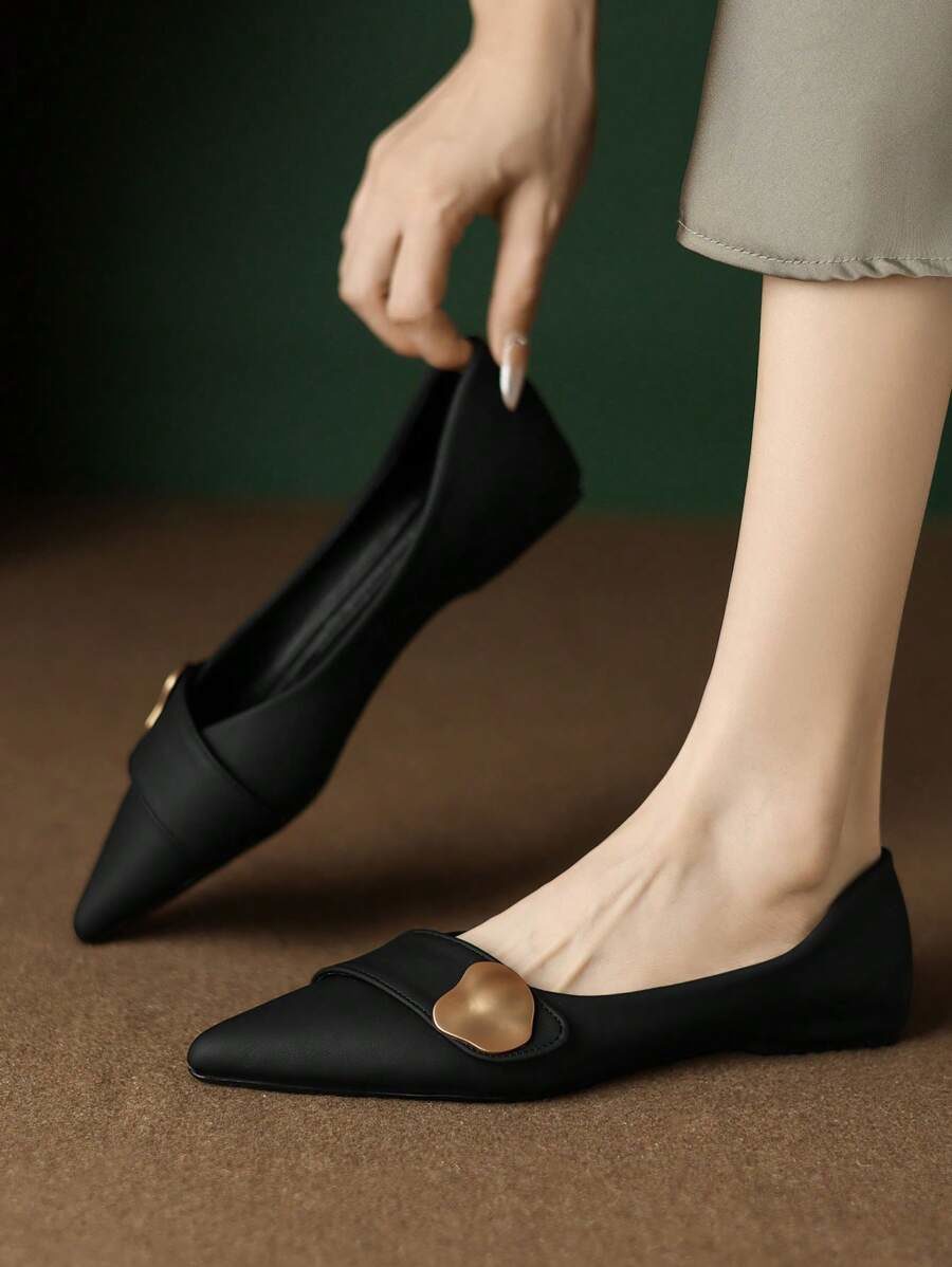 Women's Soft Sole Pointed Toe Low Vamp Hidden Height Increase Flat Shoes