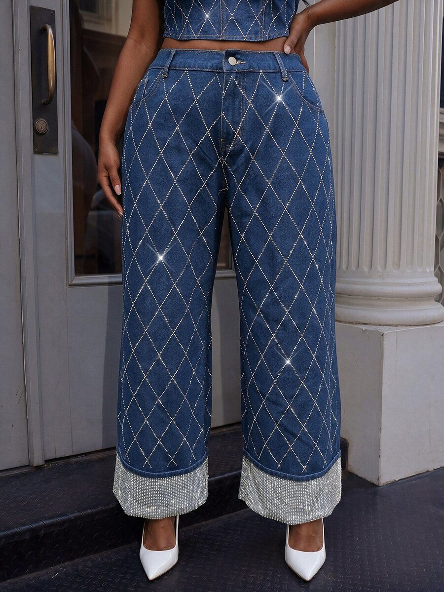 Plus Size Women's Pocket Rhinestone Plaid Straight Leg Denim Jeans