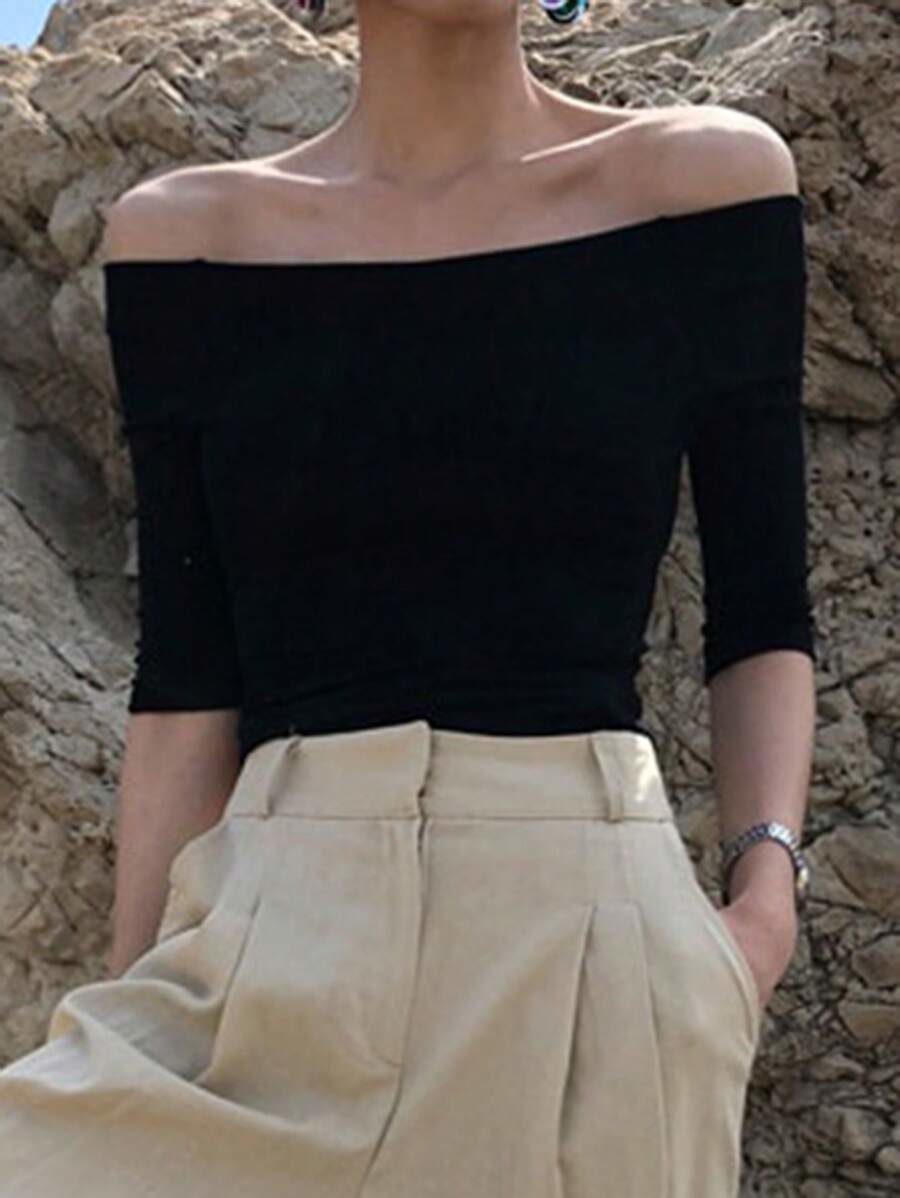 Women's Solid Color Off Shoulder Fitted Black Short Sleeve T-Shirt