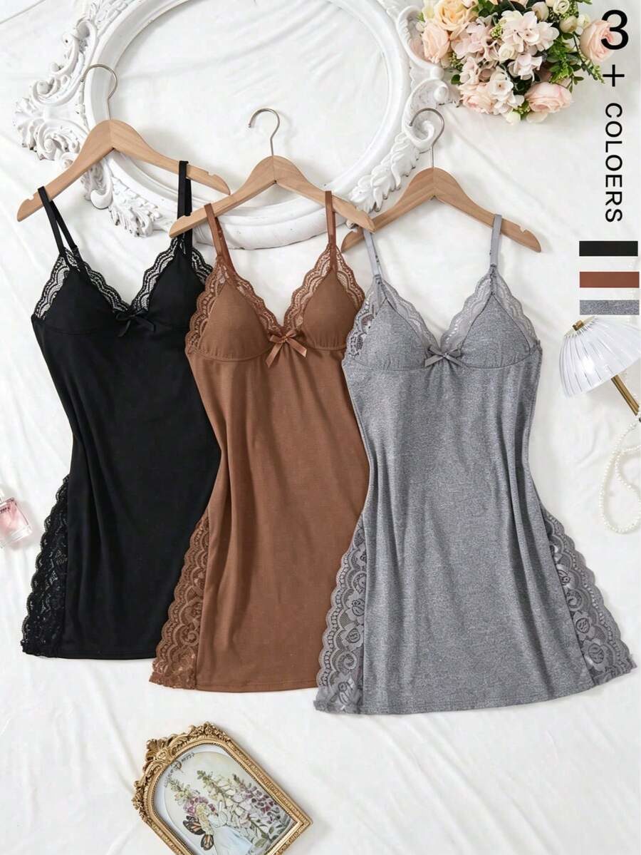 Lace Patchwork Bowknot Decor Sleeveless Romantic Side Slit Camisole Nightgown