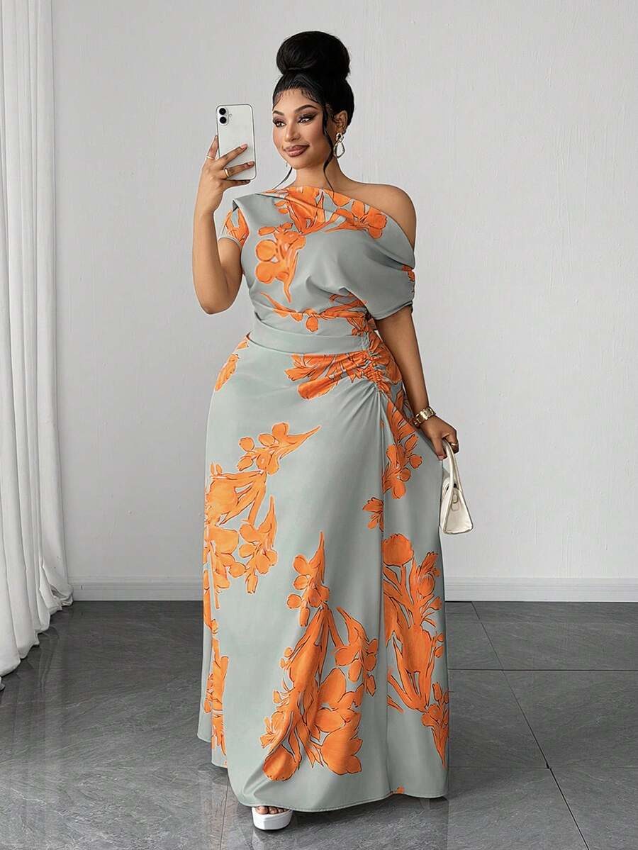 Plus Size Green Floral Print Ruched Waist Slit Shoulder Casual Vacation Dress