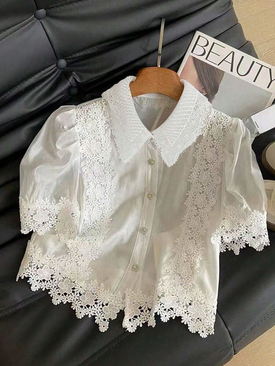 Fashionable Contrast Lace Short Puff Sleeve Shirt