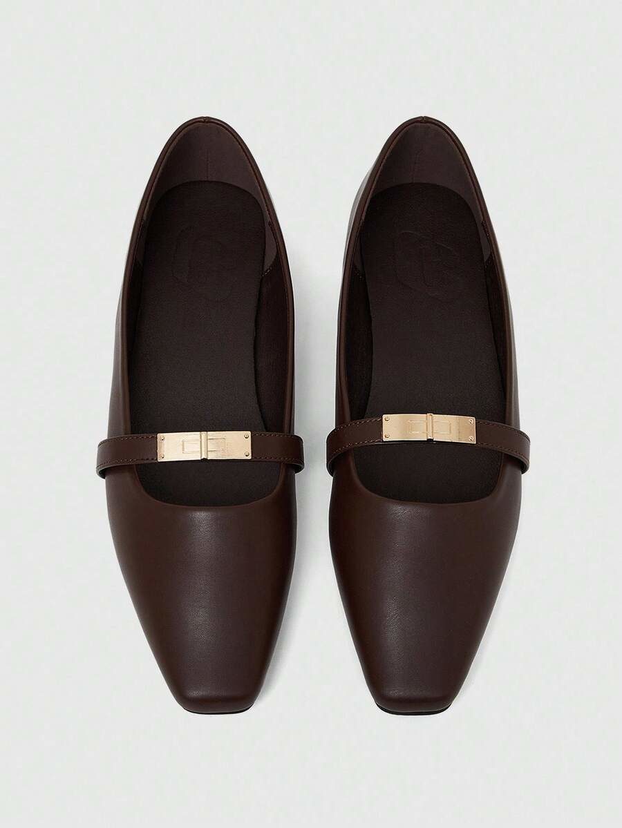 Comfortable Commuting Mary Jane shoes