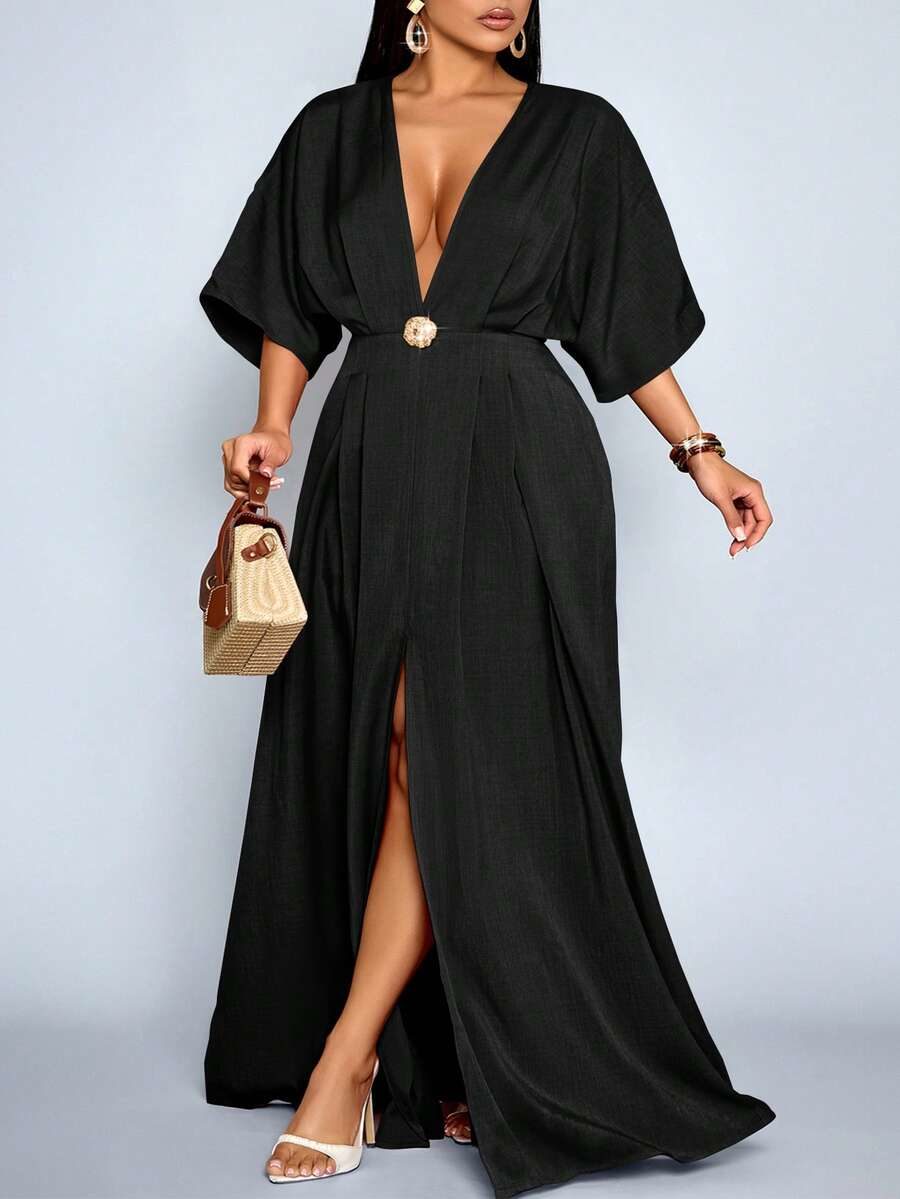 Women Short Sleeve Fitted Waist Pleated Metal Decorated Split Thigh Maxi Dress