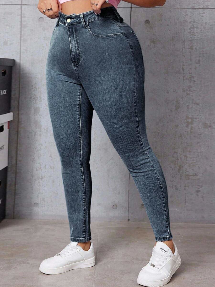 Plus Size Women's Slim Fit Jeans