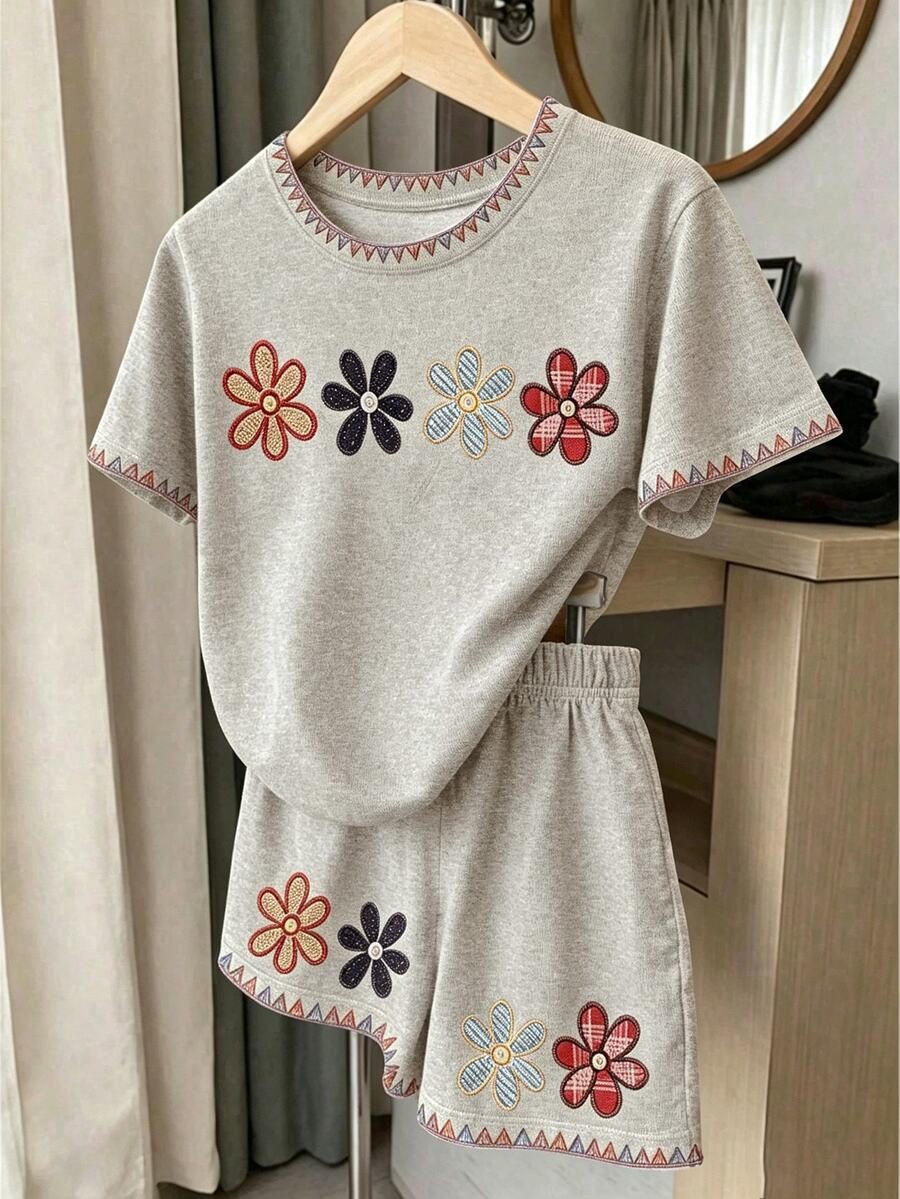 Pattern Tween Girl Casual Minimalist Short Sleeve & Shorts 2-Piece Set